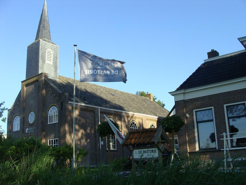 B&B De Pastorie Bij Dokkum Reitsum Kültér fotó